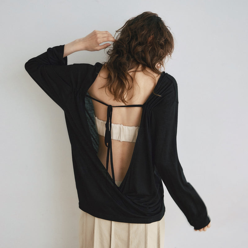 Airy Touch Back Cache-Coeur Top