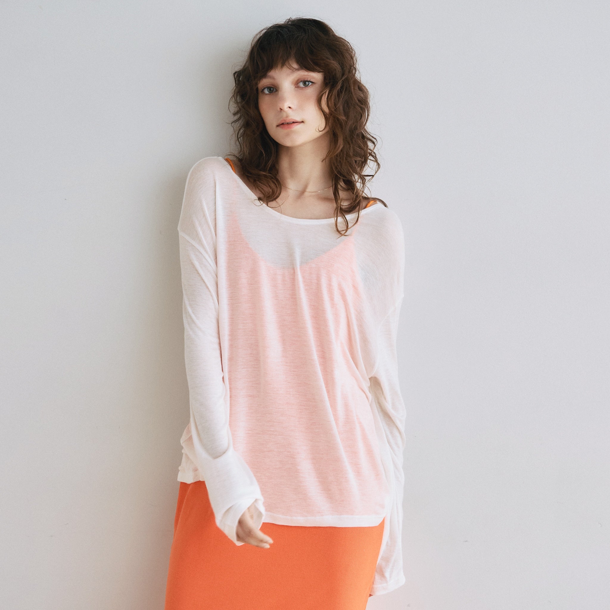 Airy Touch Back Cache-Coeur Top