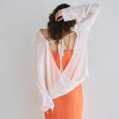 Airy Touch Back Cache-Coeur Top