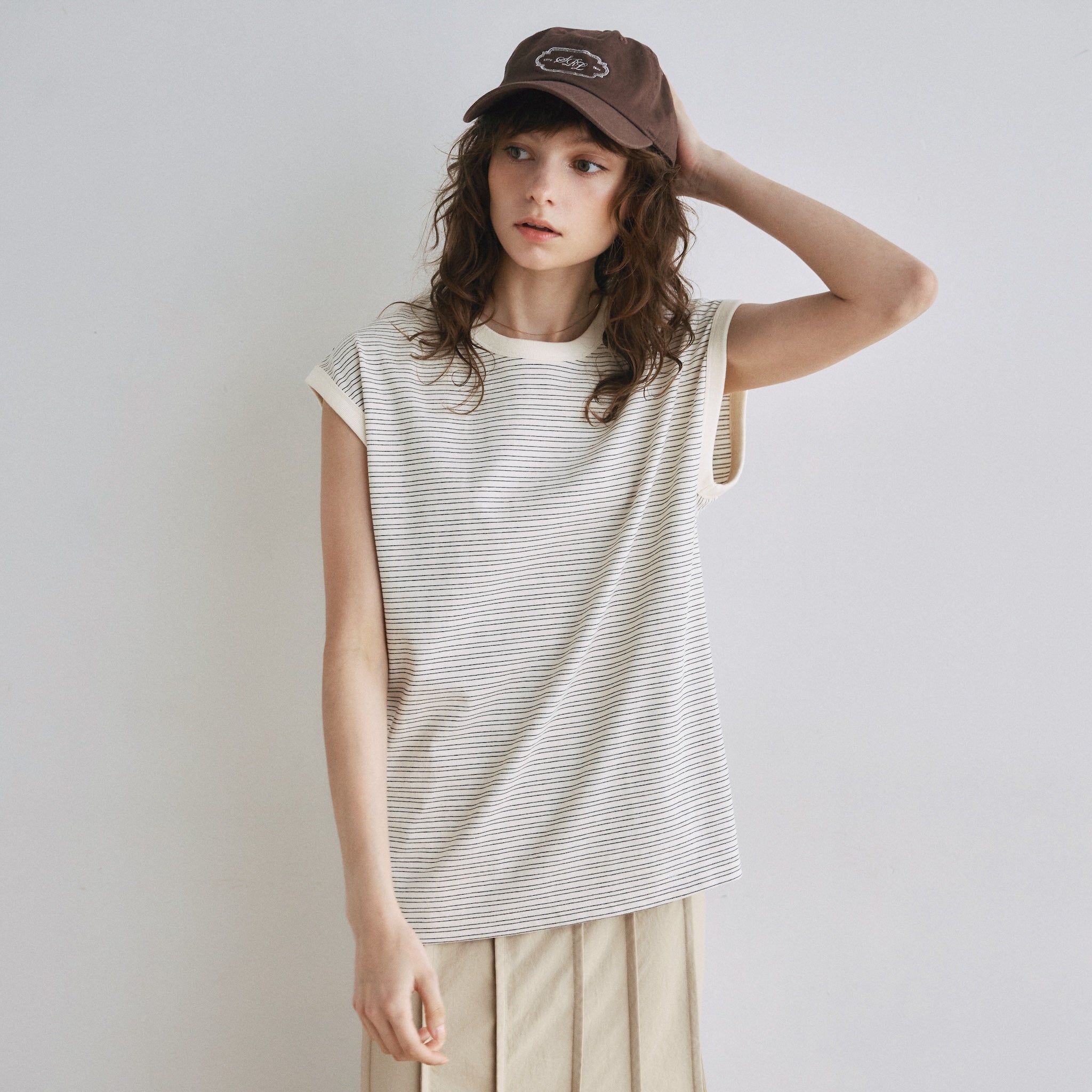 Binder Loose French Sleeve Top