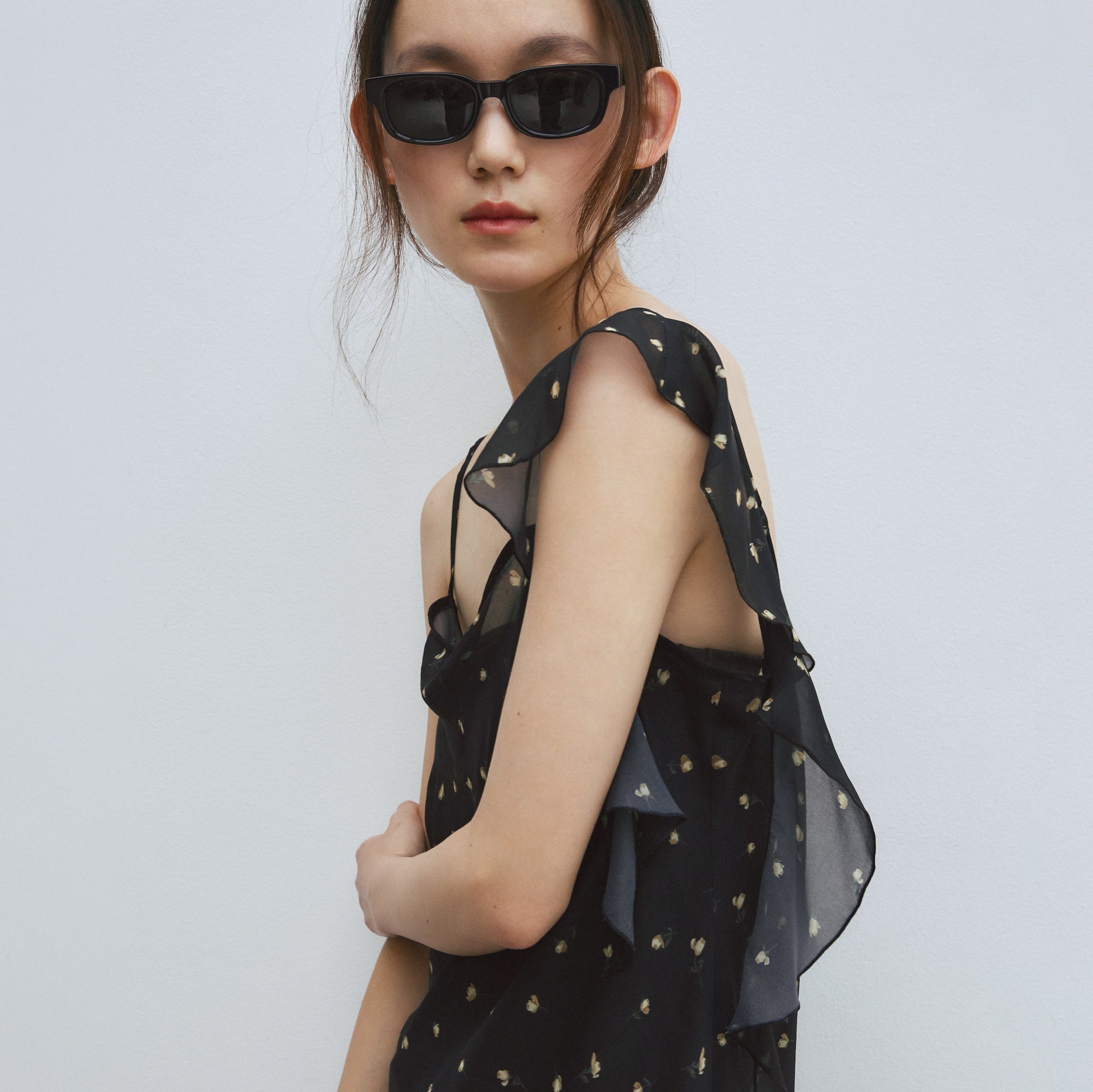 AsymmetryショルダーFlowerトップス