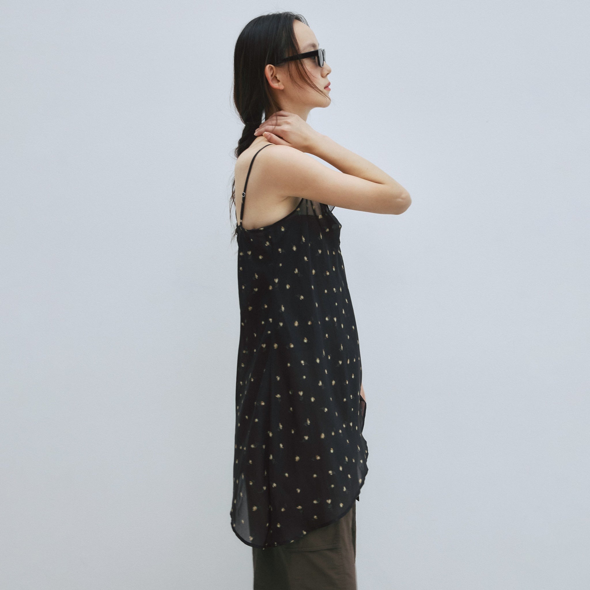 AsymmetryショルダーFlowerトップス