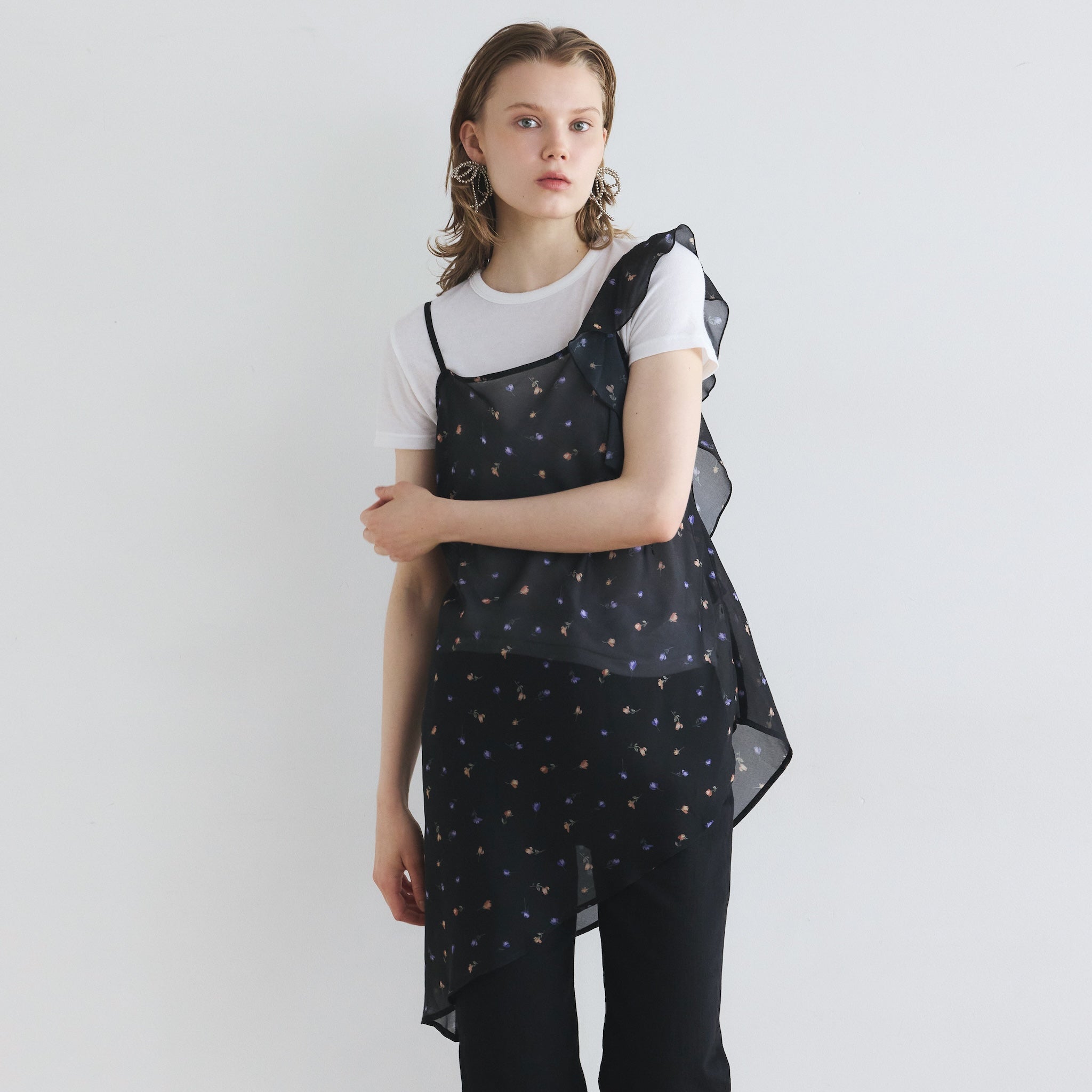 AsymmetryショルダーFlowerトップス