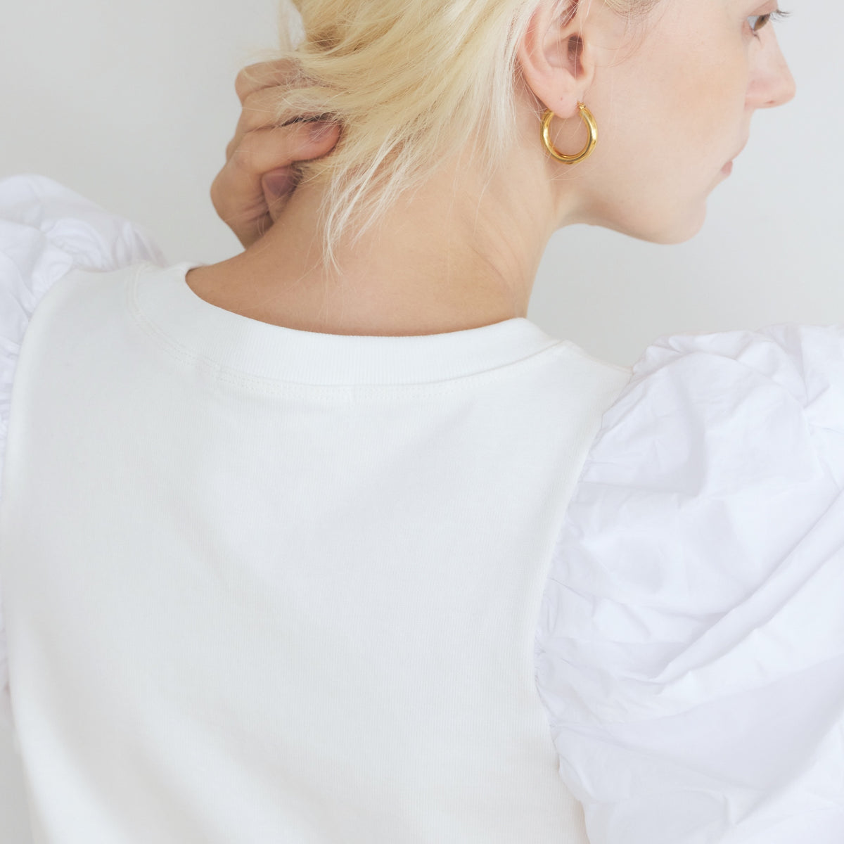 Gathered Puff Sleeve Paneled Top
