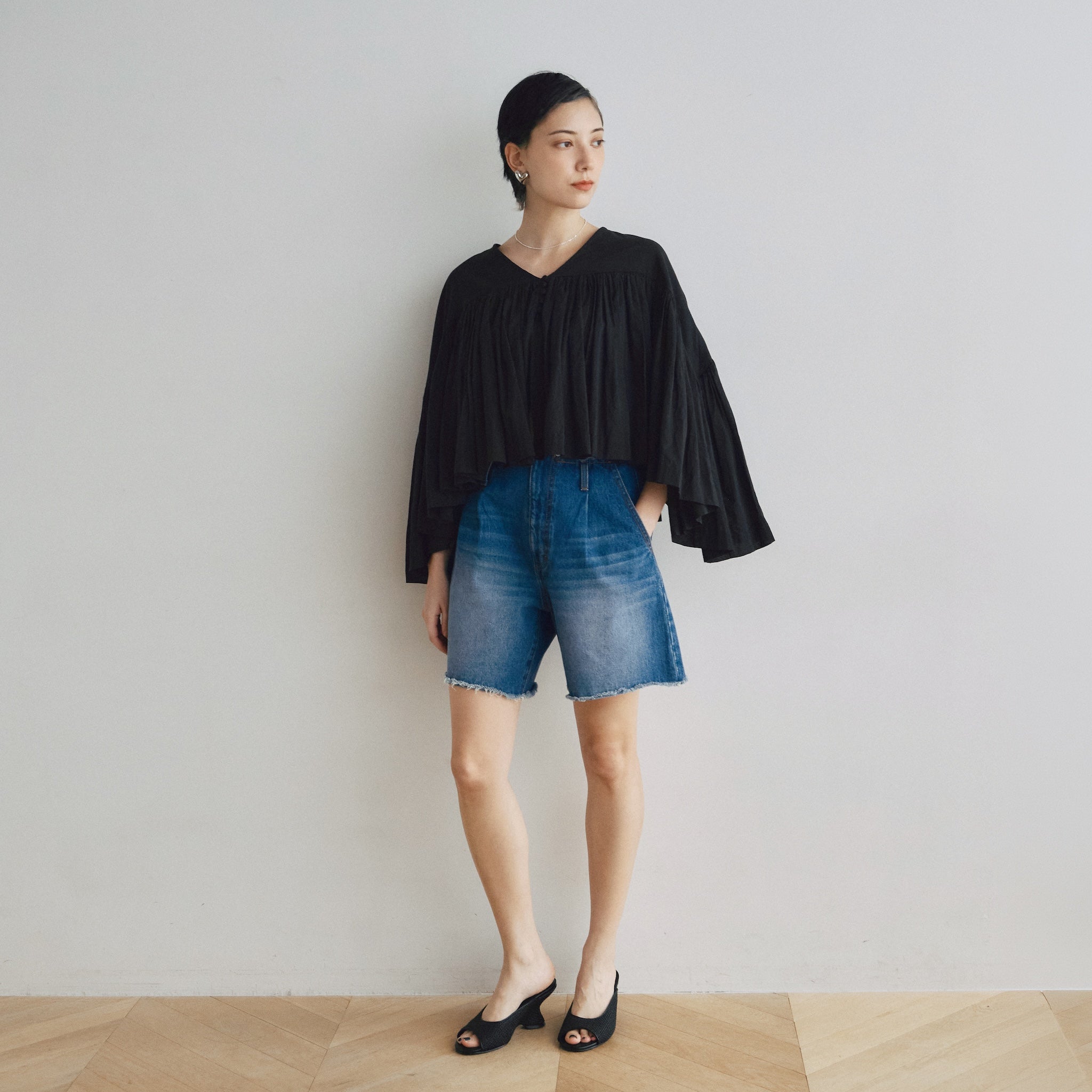 カットオフDenim tuckハーフパンツ