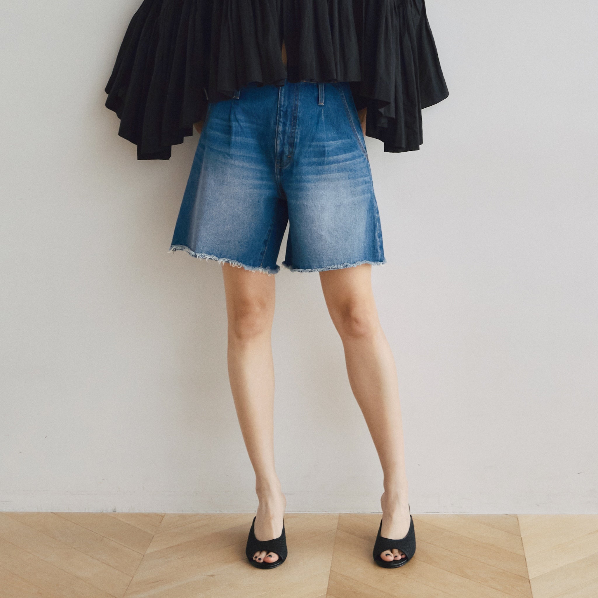 カットオフDenim tuckハーフパンツ