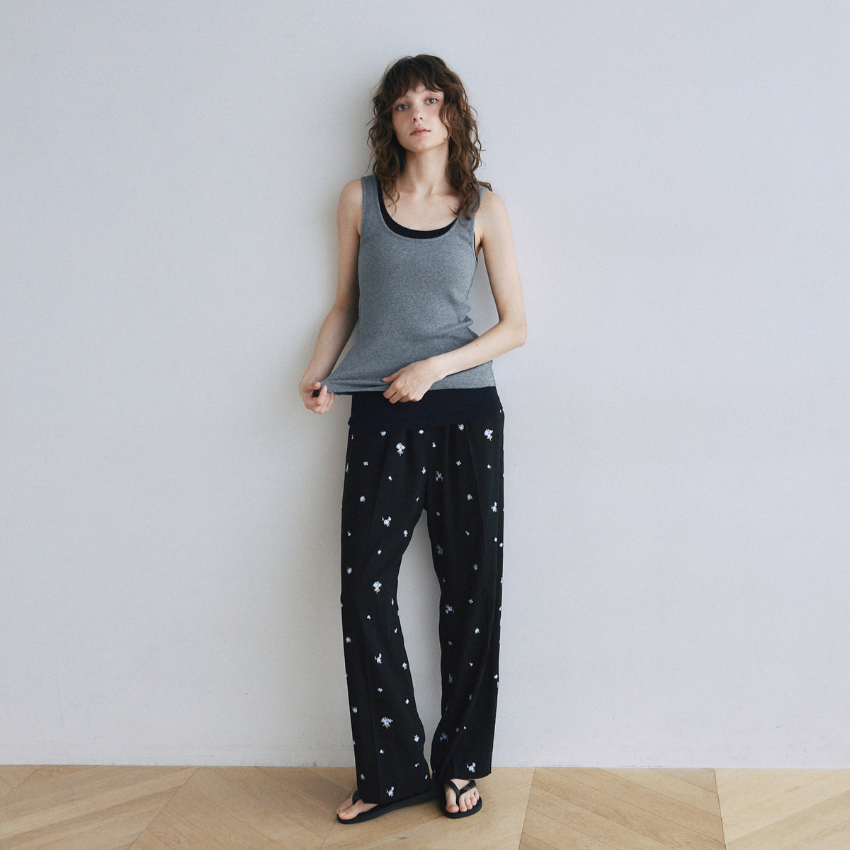 Flower Embroidery Relaxed Pants