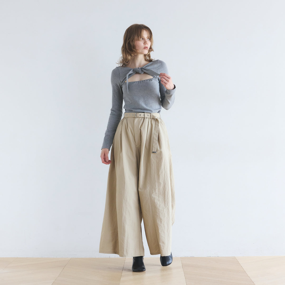 Air Volume Gathered Pants