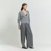 Deep Tuck Stretch Wide Pants