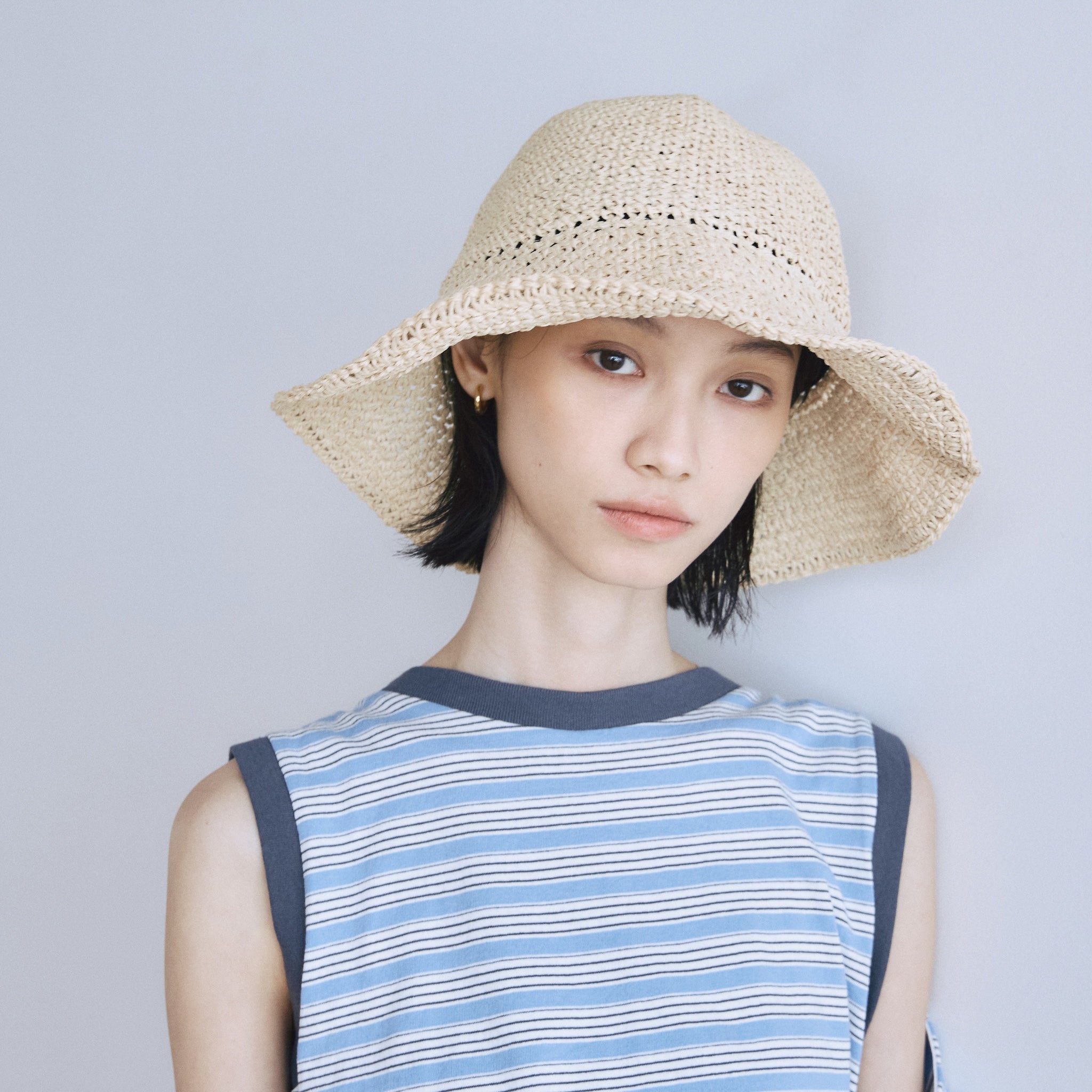 PAPER BUCKET HAT