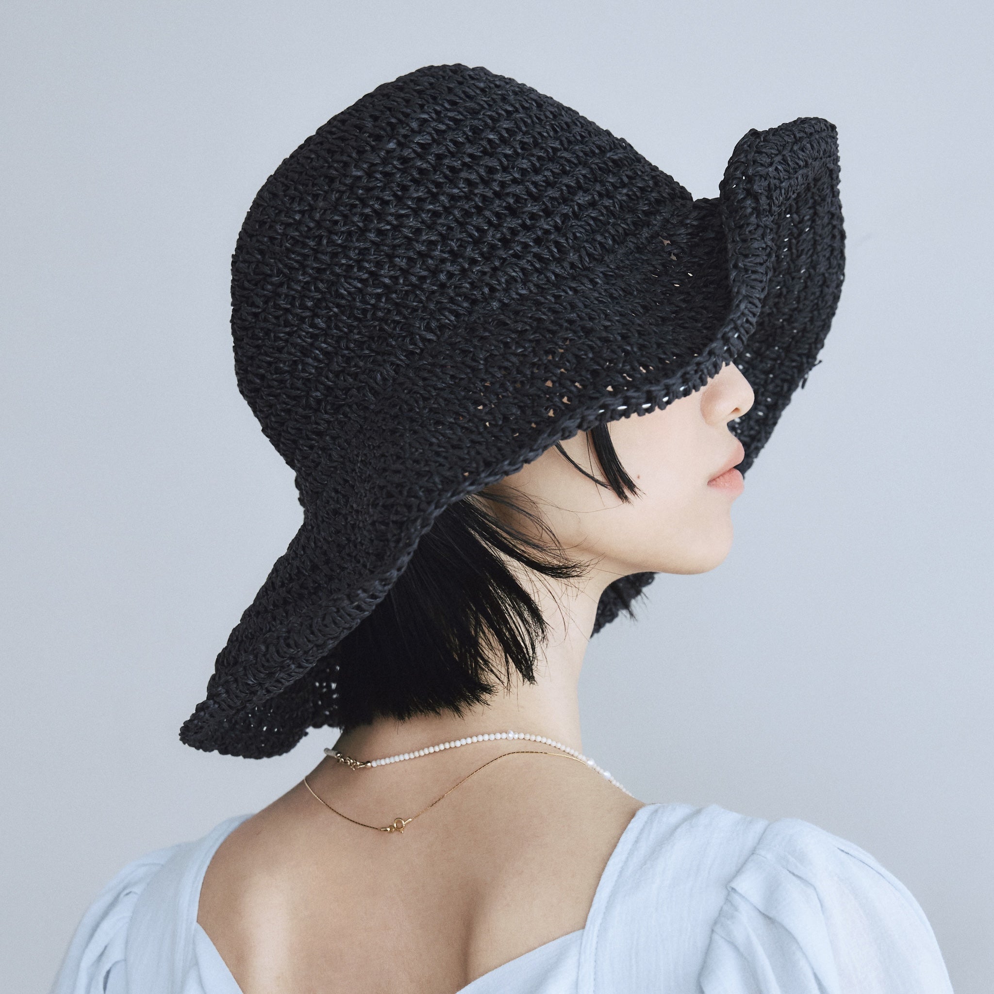 PAPER BUCKET HAT