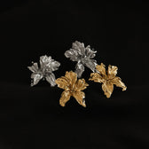 Flower motif earrings