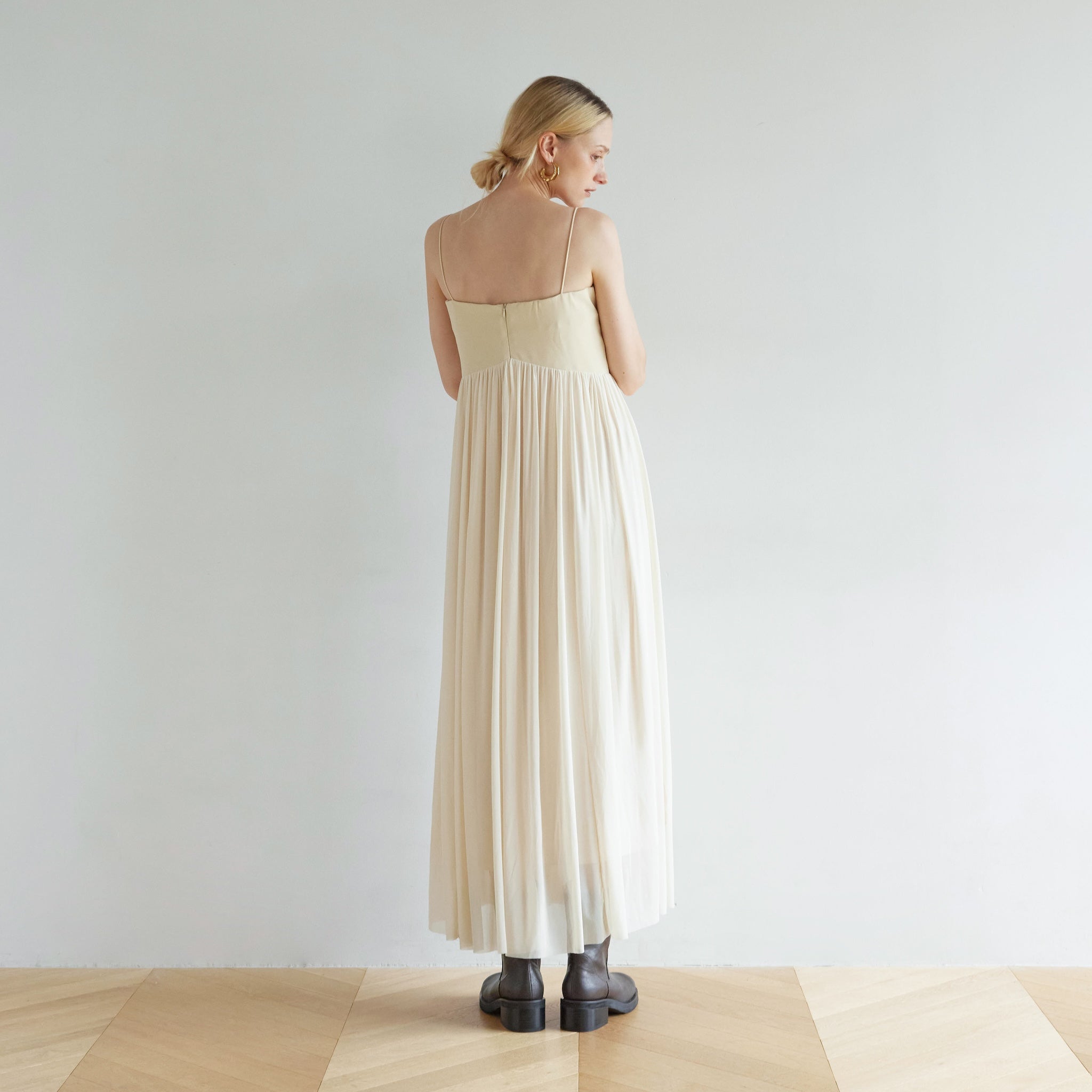 パッドin Tulle Docking Flareワンピース