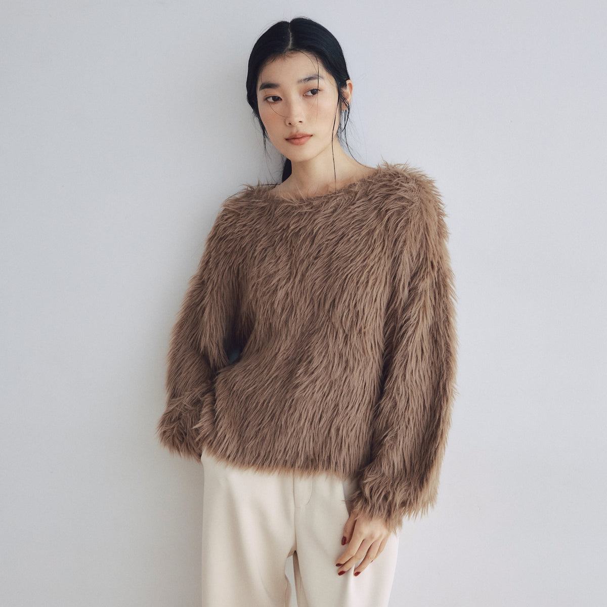 ヘアリーシャギーボートネックトップス