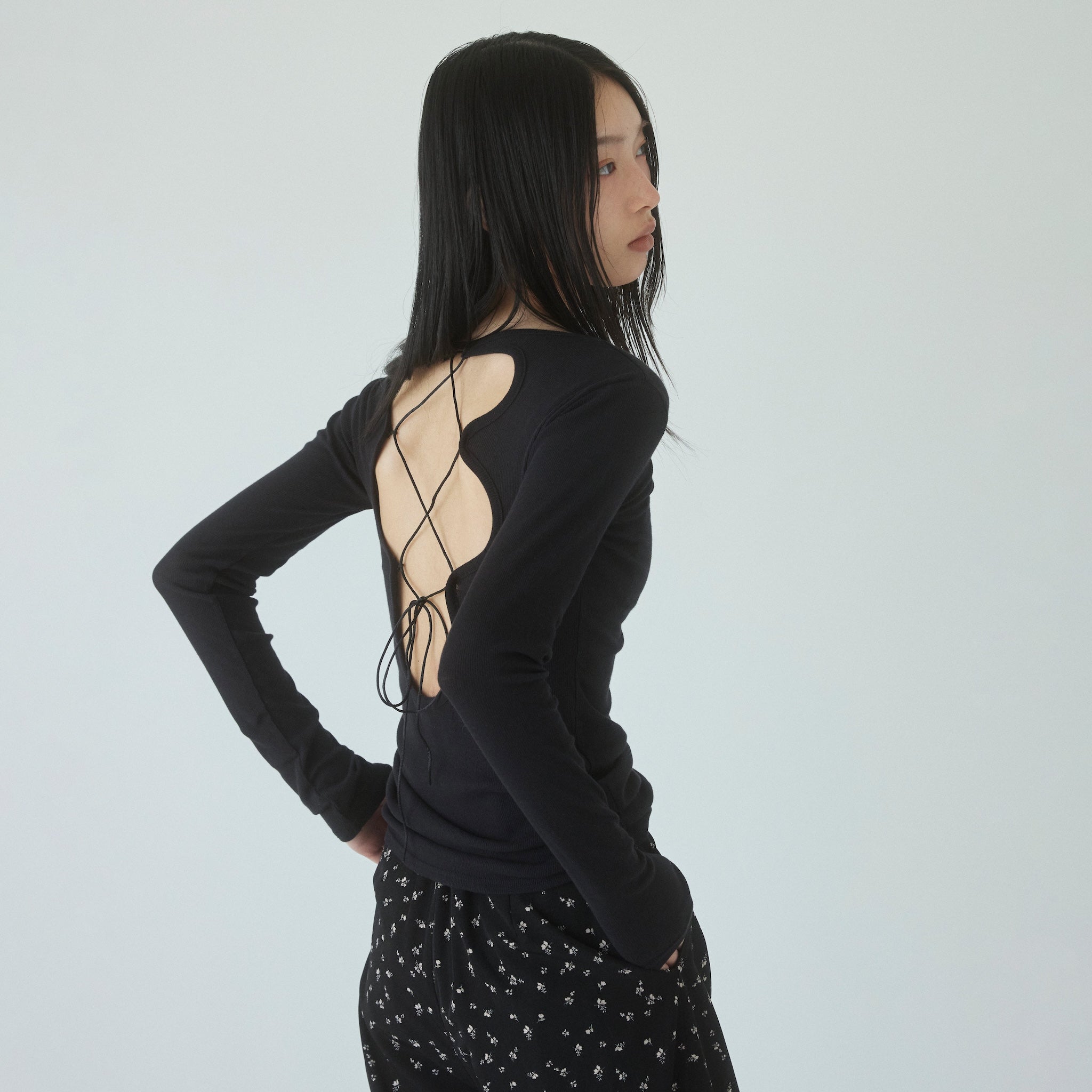 Soft sheer RIBレースアップトップス