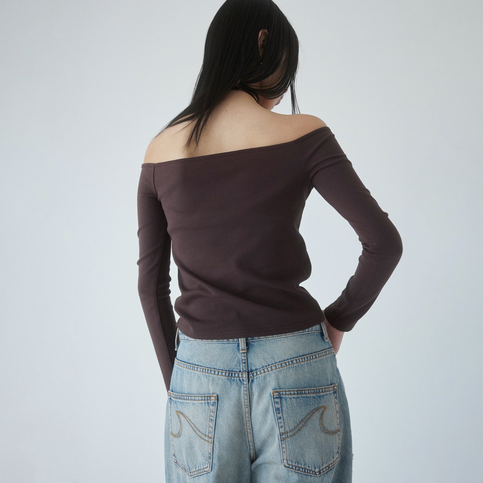 Mofty Off-the-Shoulder Halter Top
