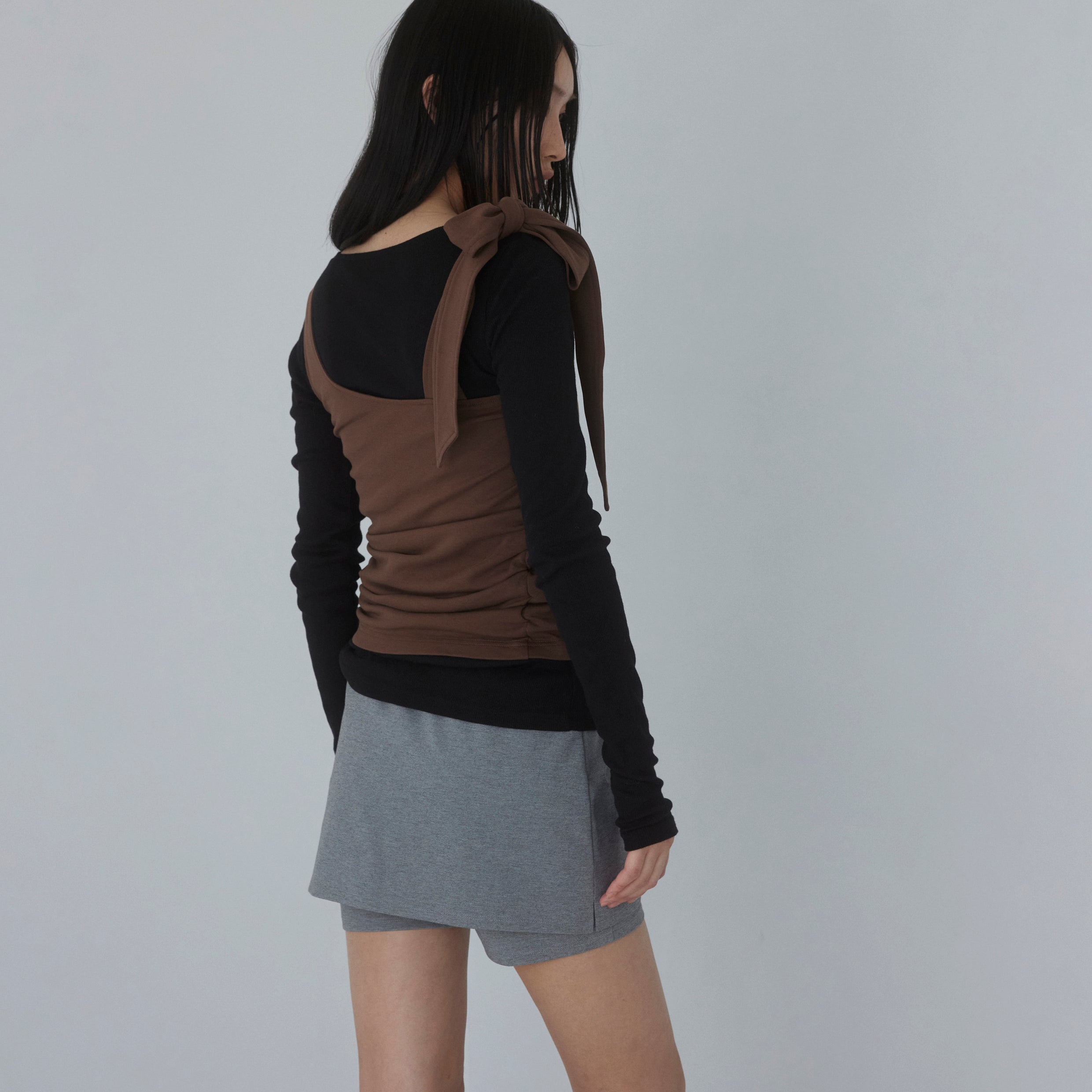 パッドin Mofty Asymmetryトップス