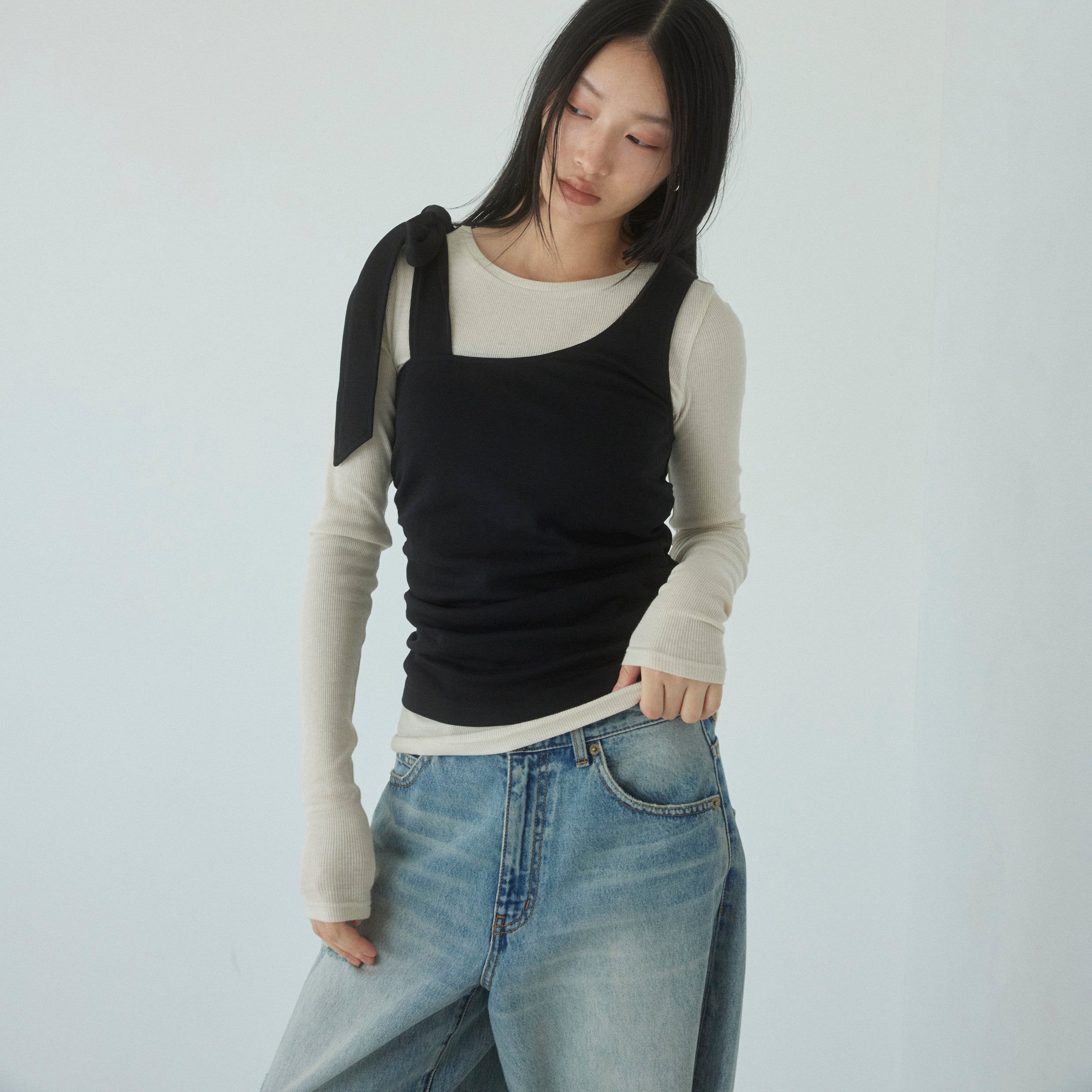 パッドin Mofty Asymmetryトップス
