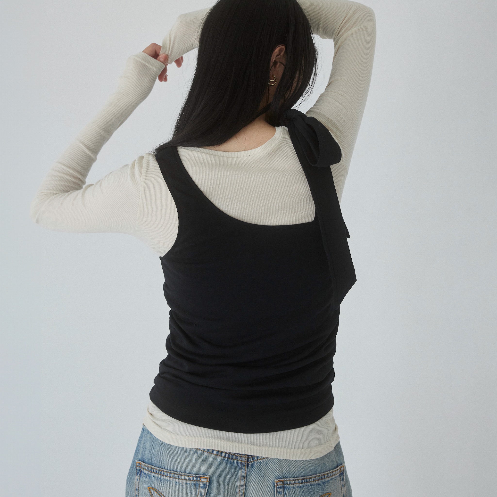 パッドin Mofty Asymmetryトップス