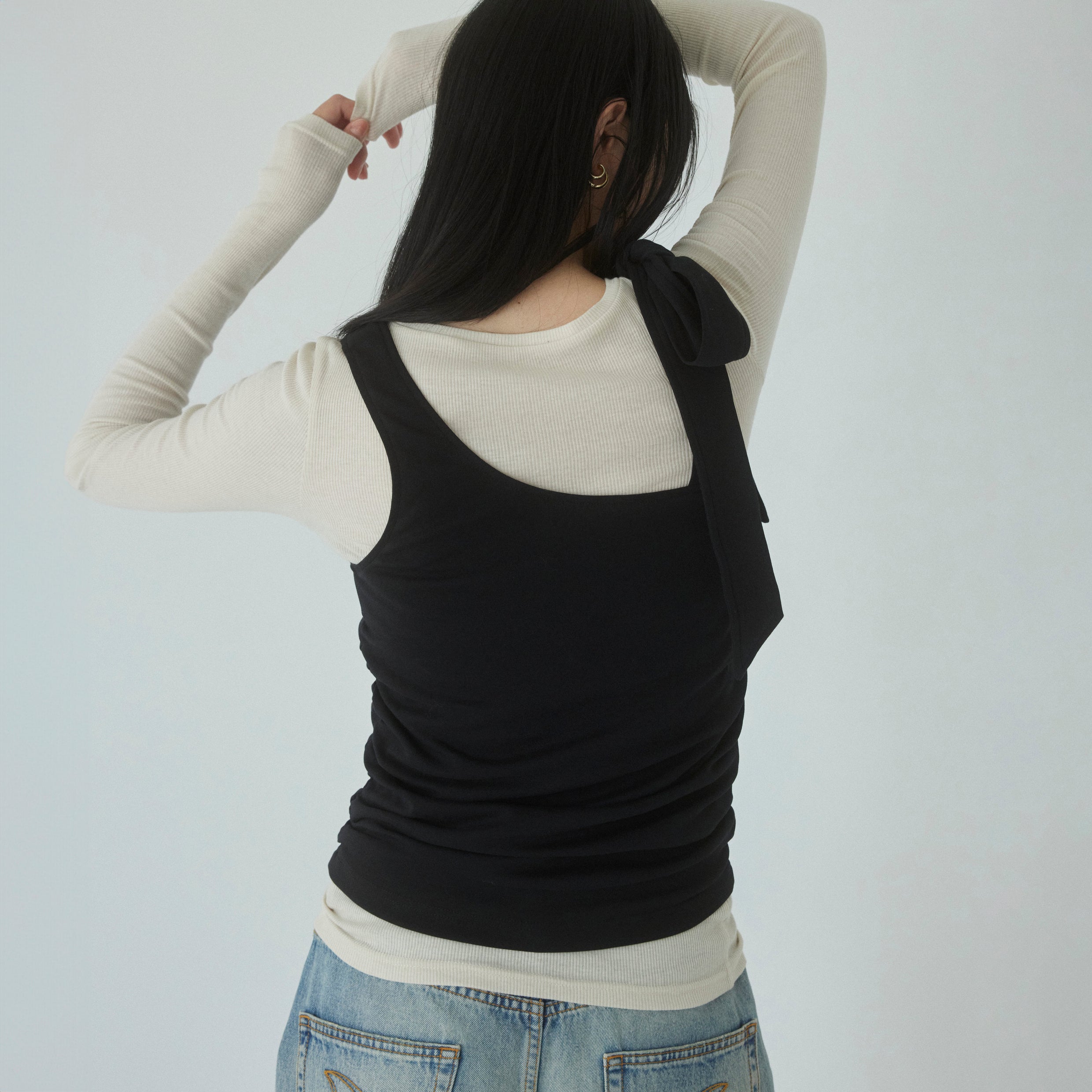 パッドin Mofty Asymmetryトップス