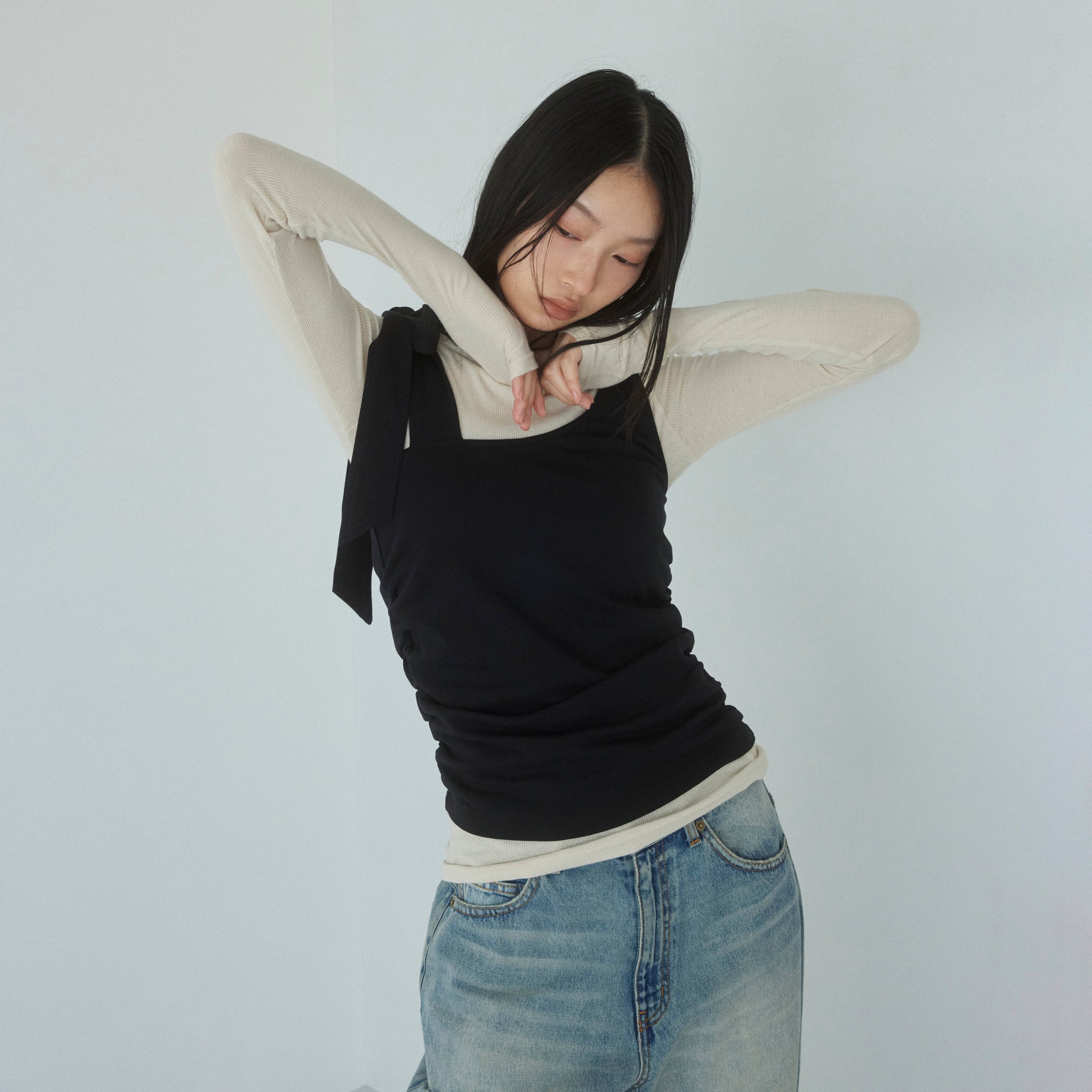 パッドin Mofty Asymmetryトップス