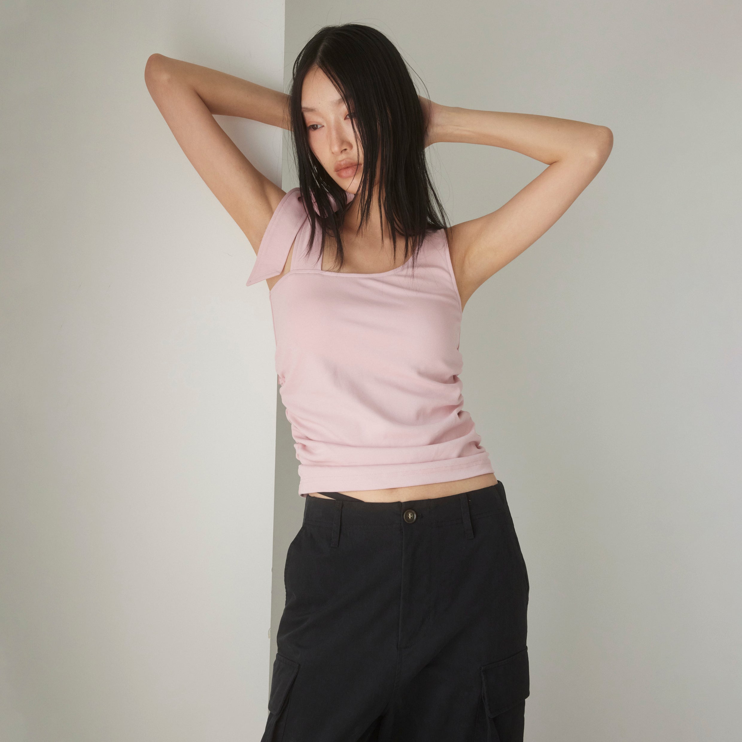 パッドin Mofty Asymmetryトップス