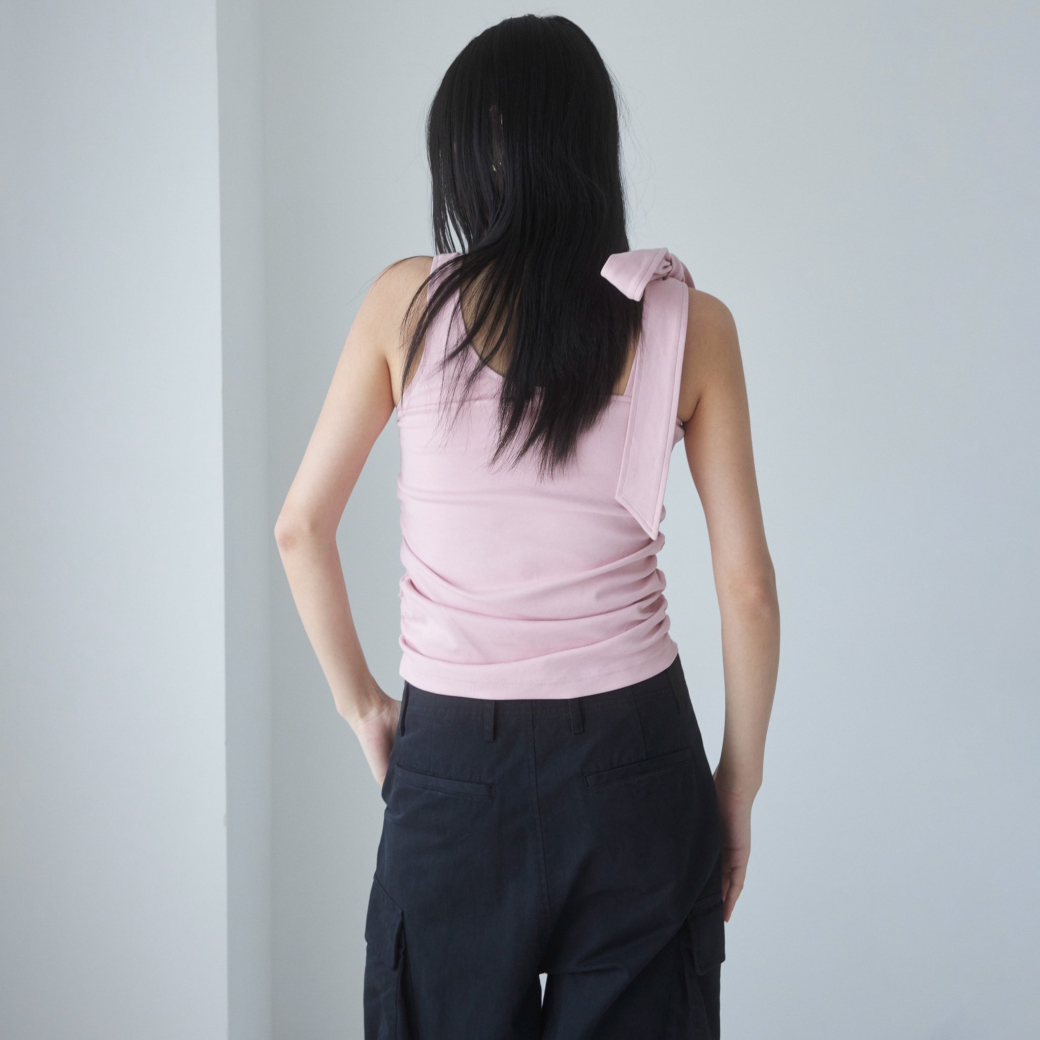 パッドin Mofty Asymmetryトップス