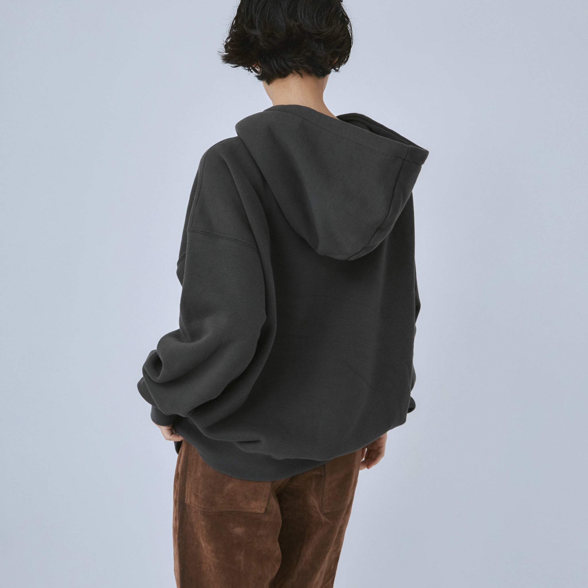 Mini Logo Volume Sweat Zipフーディー