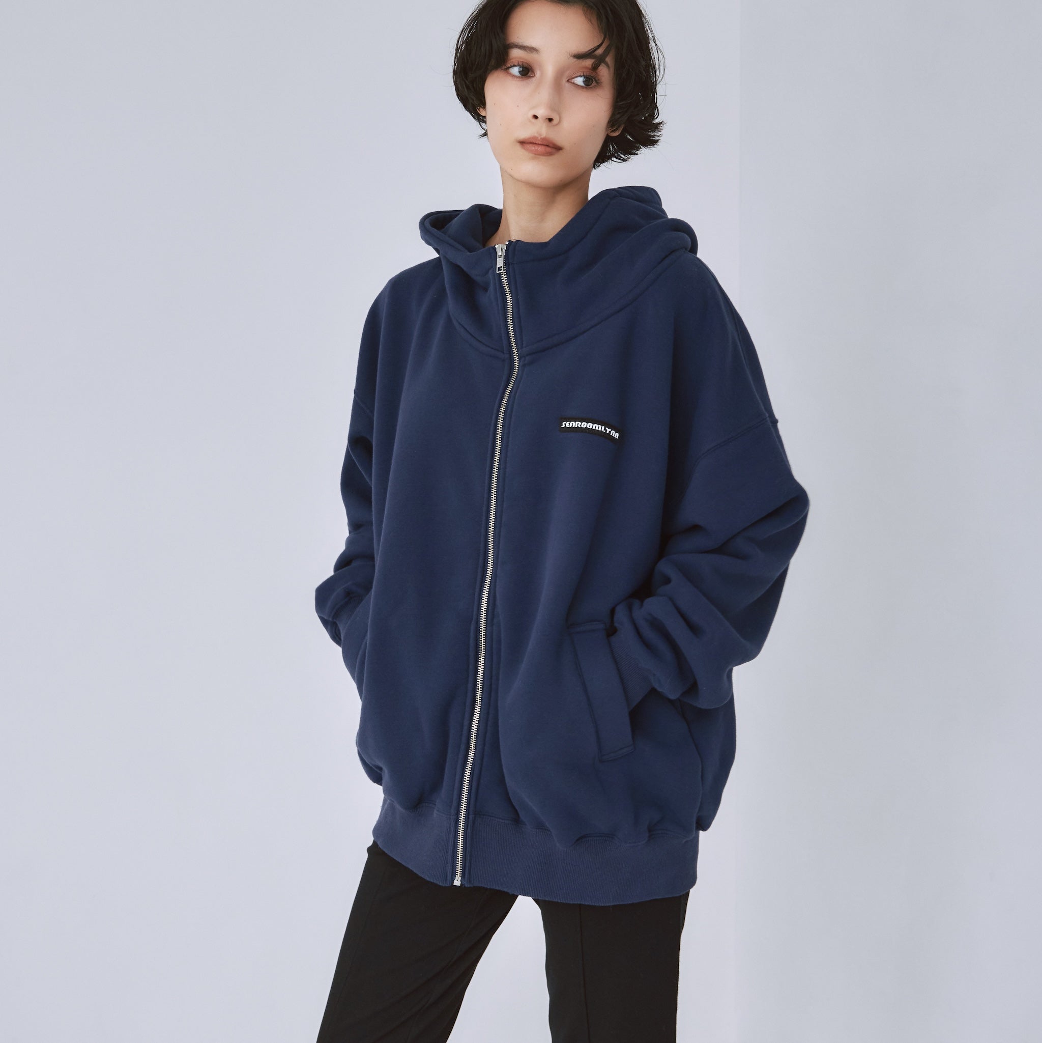 Mini Logo Volume Sweat Zipフーディー