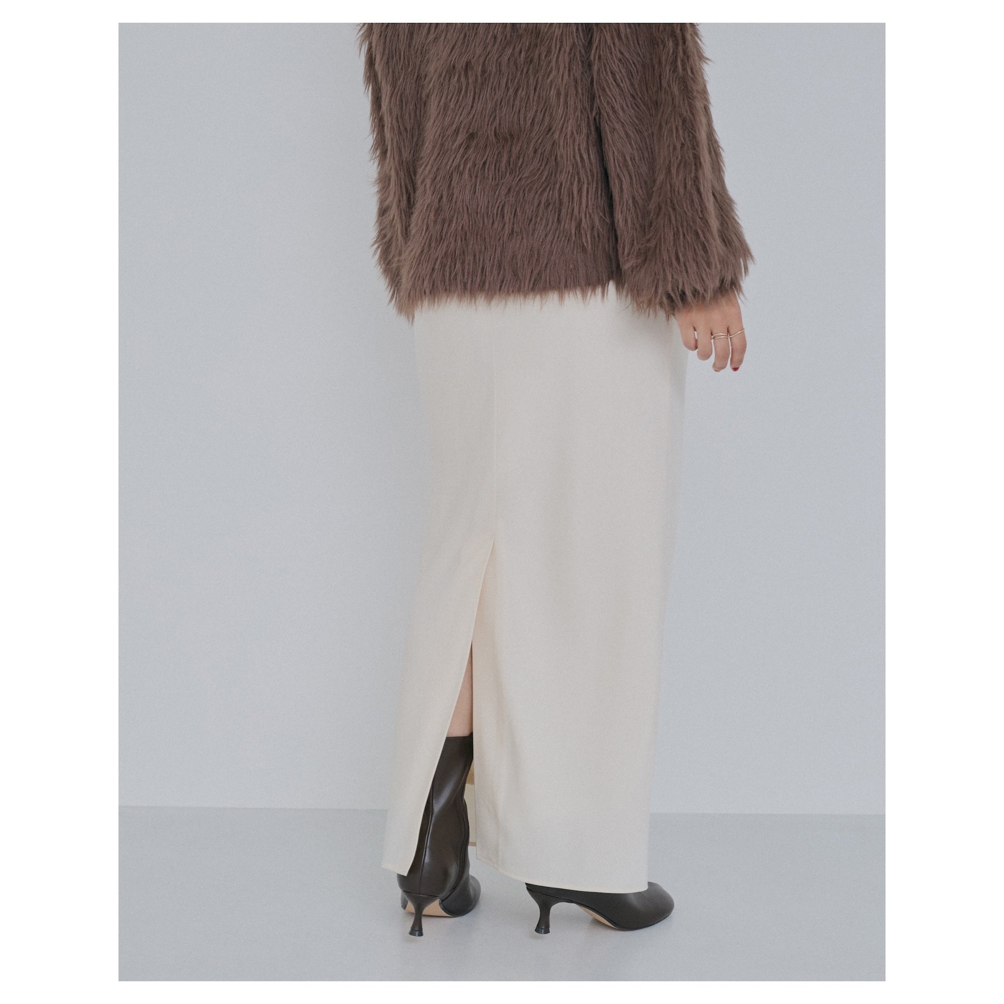 collab satin straight skirt