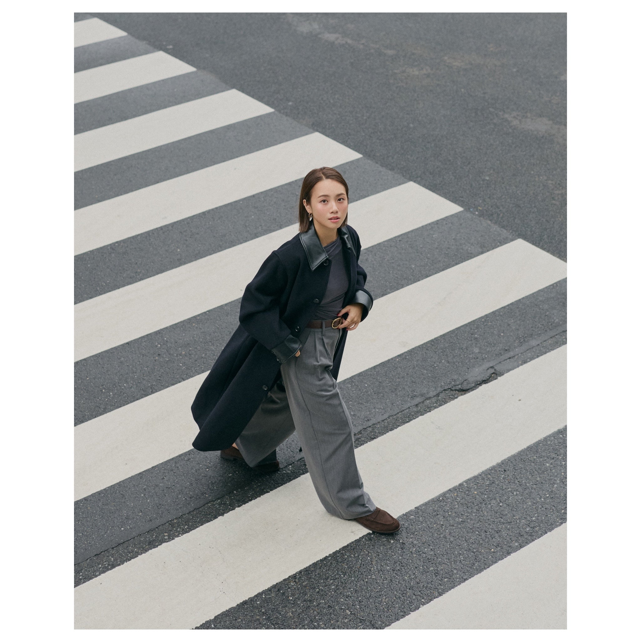 collab W tuckストレートスラックス