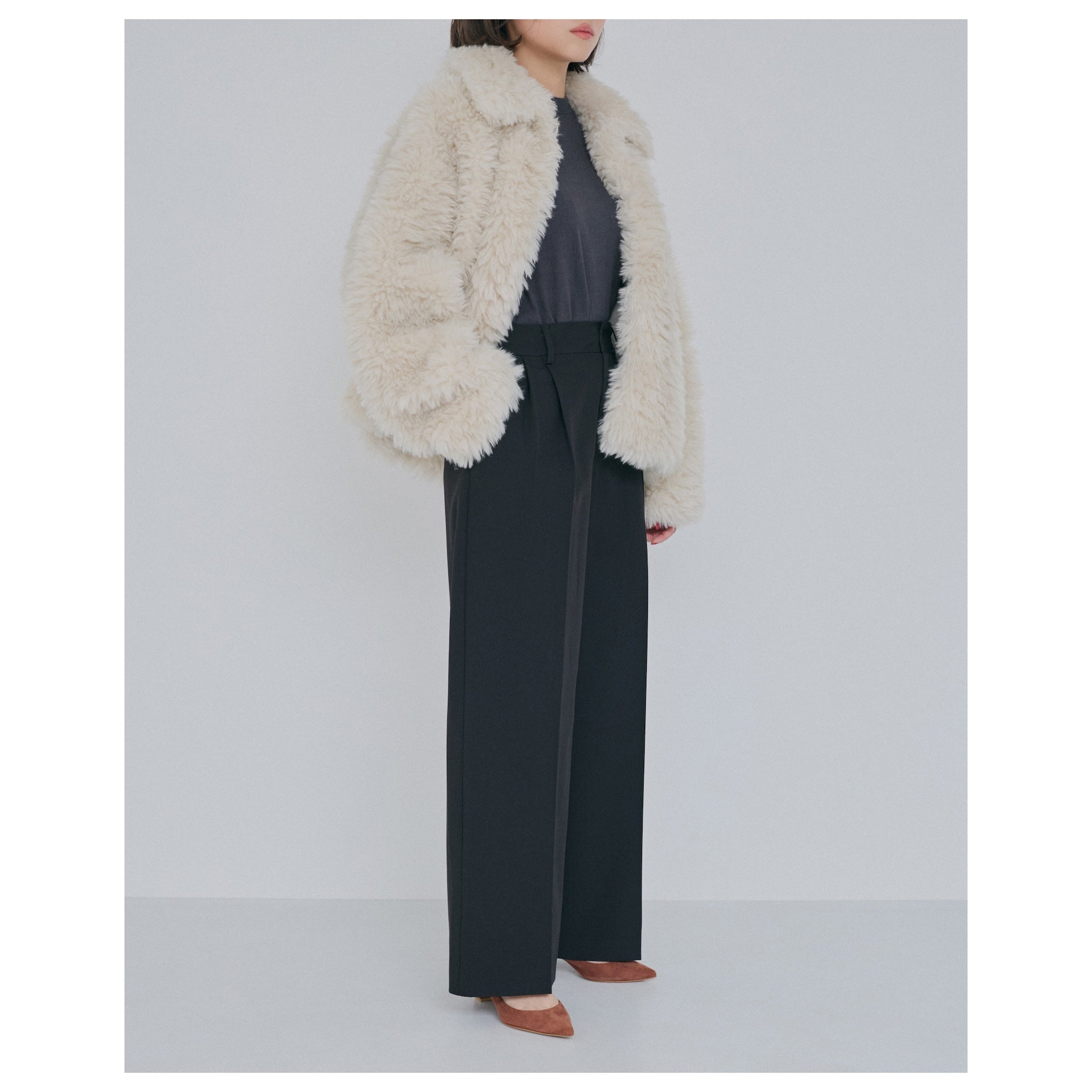 collab W tuck straight slacks