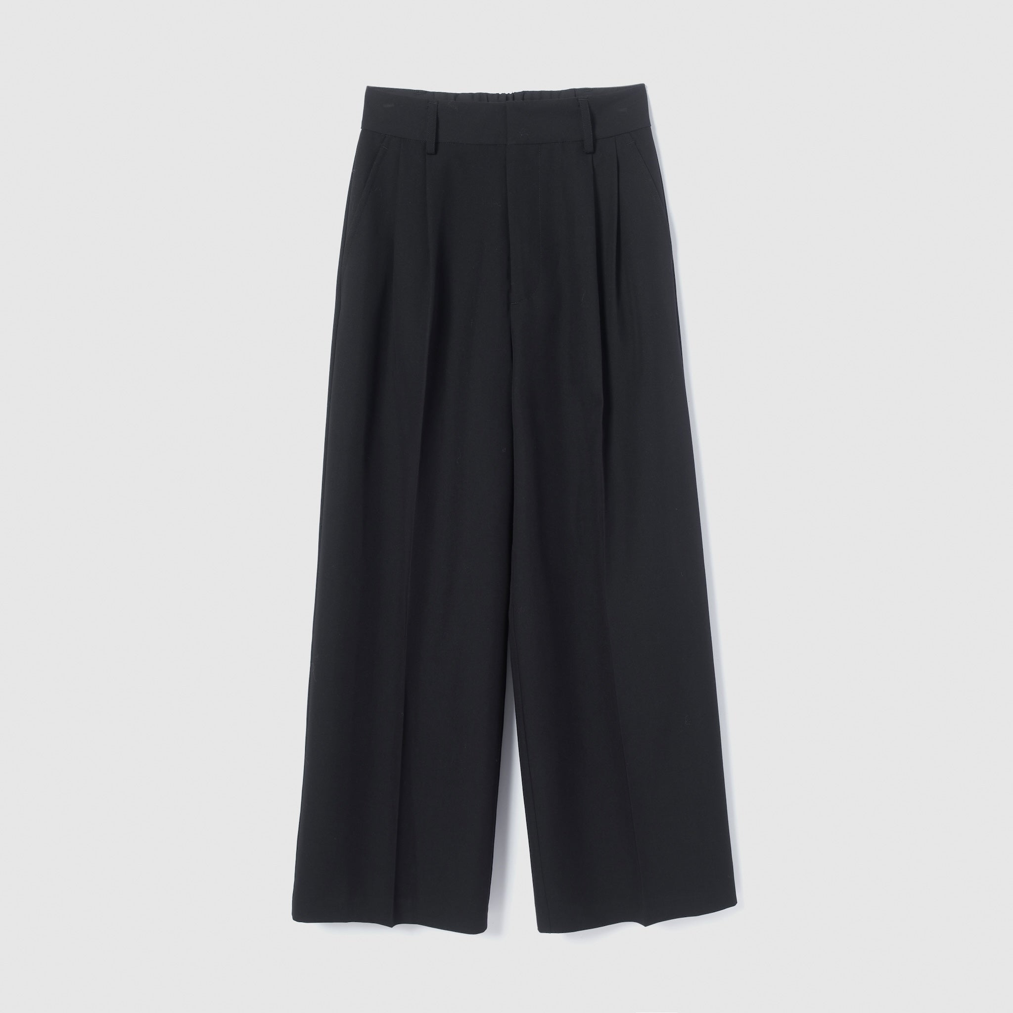 collab W tuck straight slacks