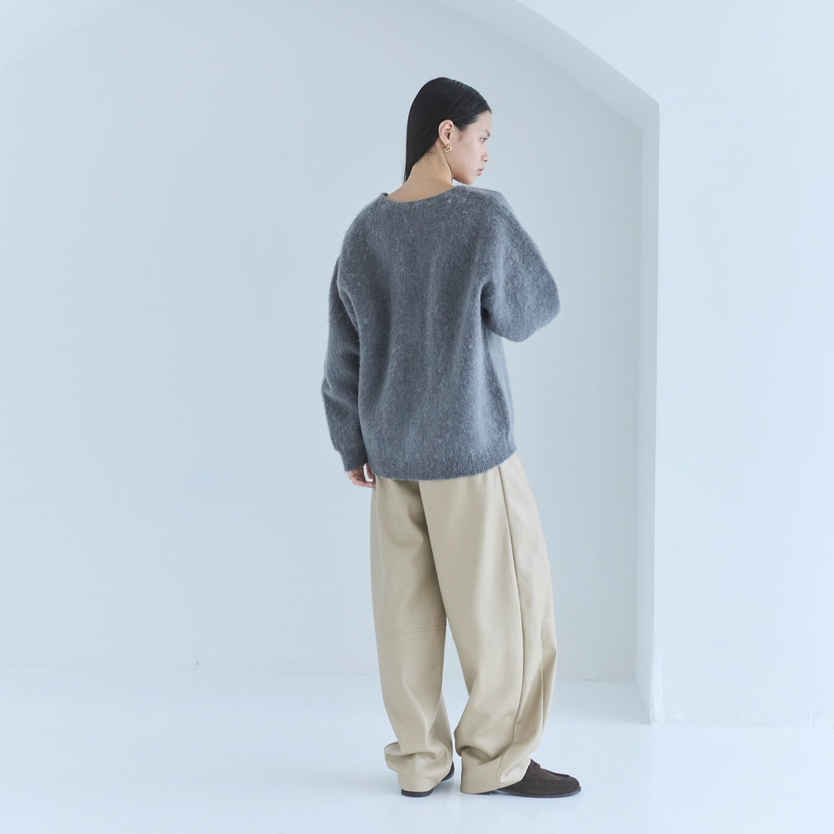 Roundish ECO Leather Pants