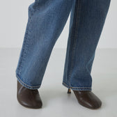 Round toe mid heel boots