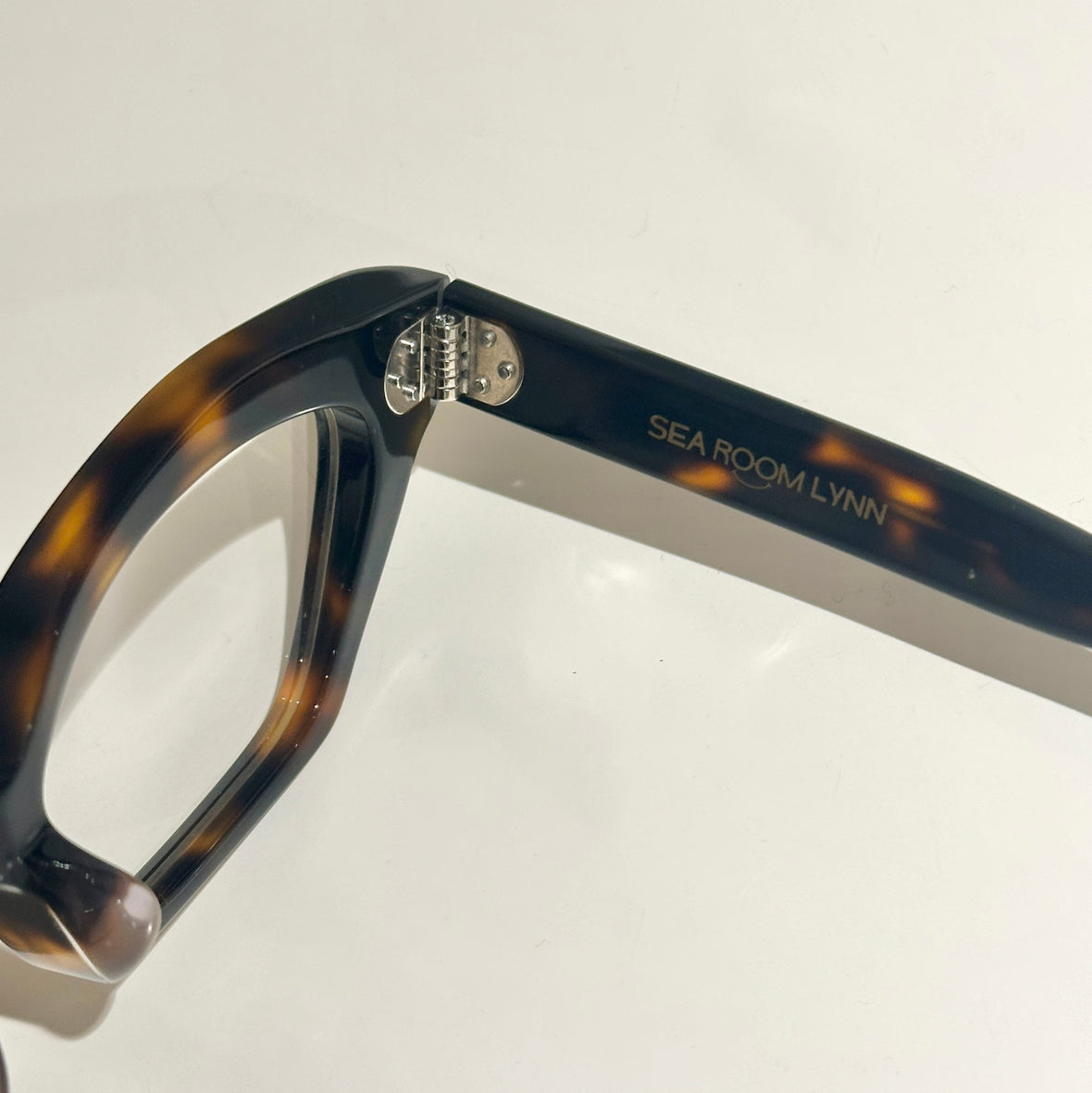 collab Bold Cat-Eye Frame Glasses
