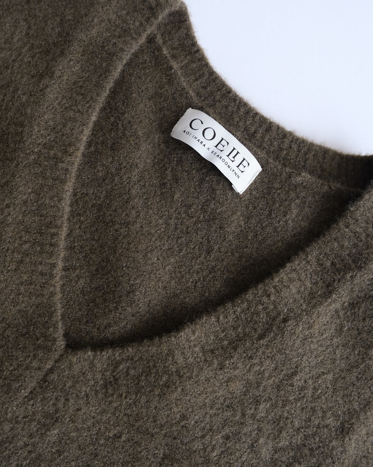collab Basic Vネックニットトップス