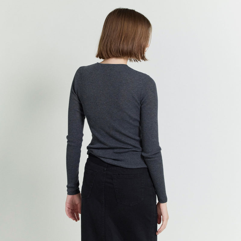 Front Ribbon RIBニットトップス