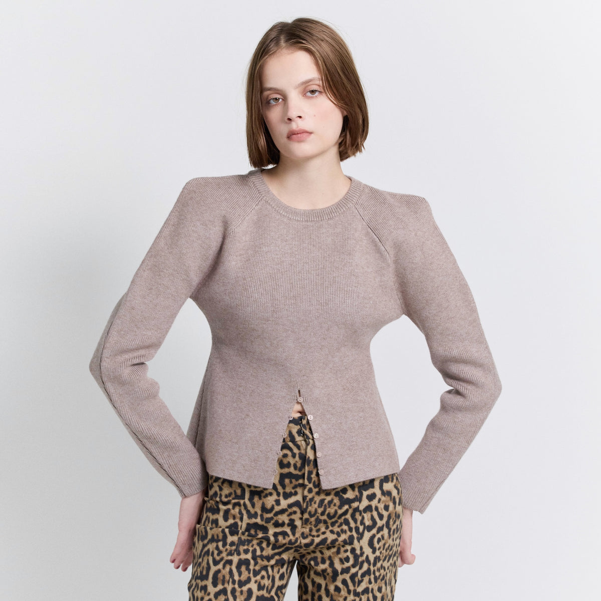 パワーショルダーFrontボタンKnitトップス