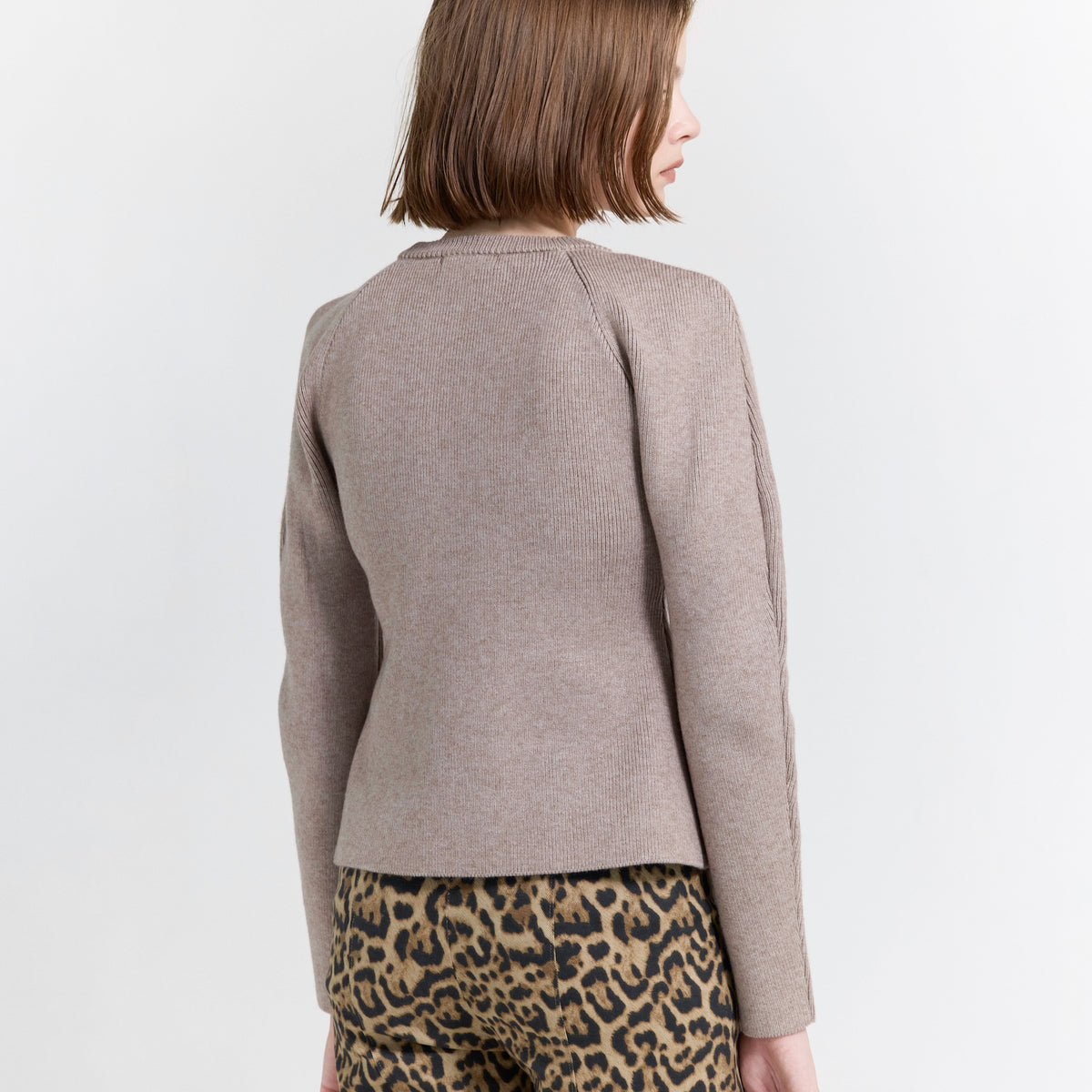 パワーショルダーFrontボタンKnitトップス