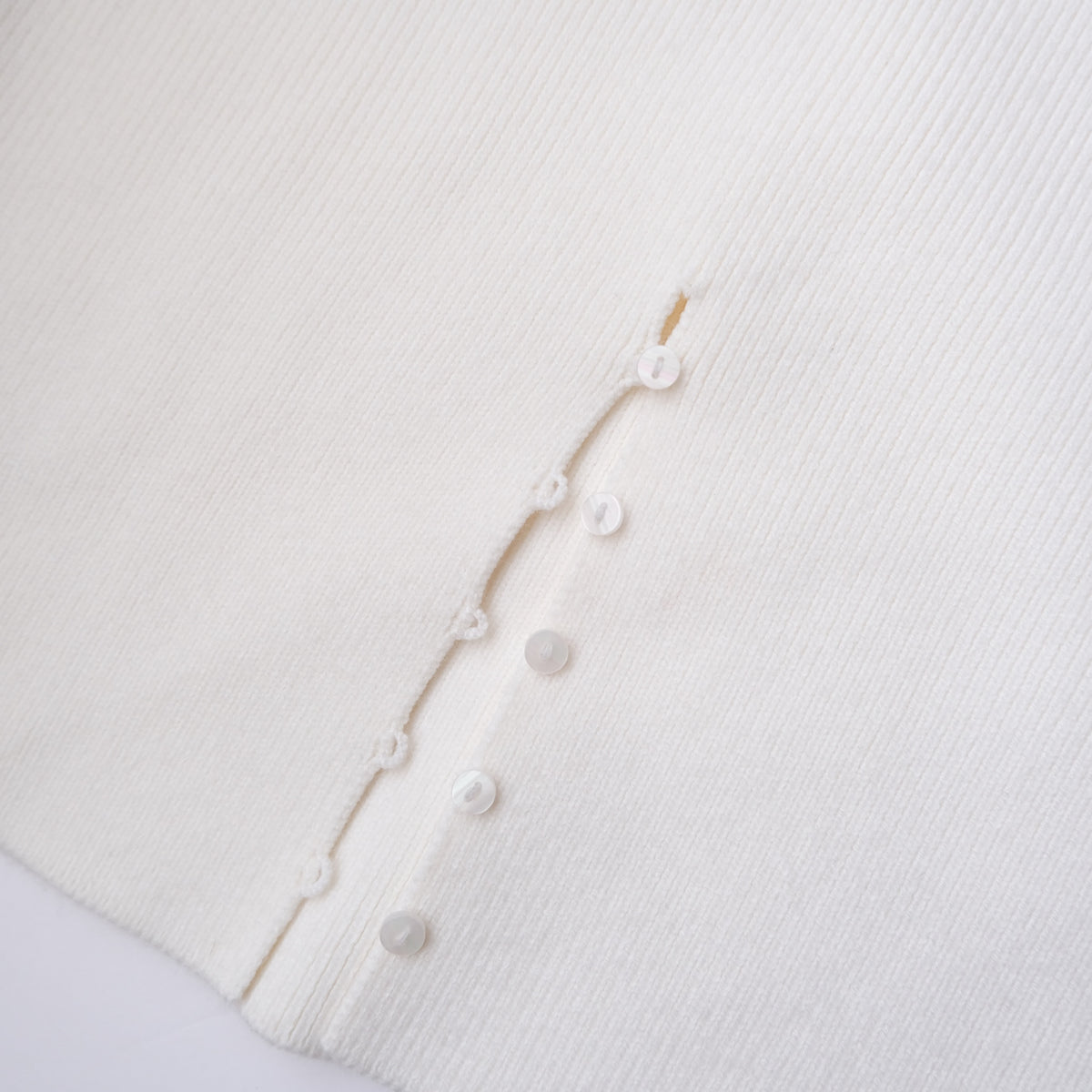 パワーショルダーFrontボタンKnitトップス