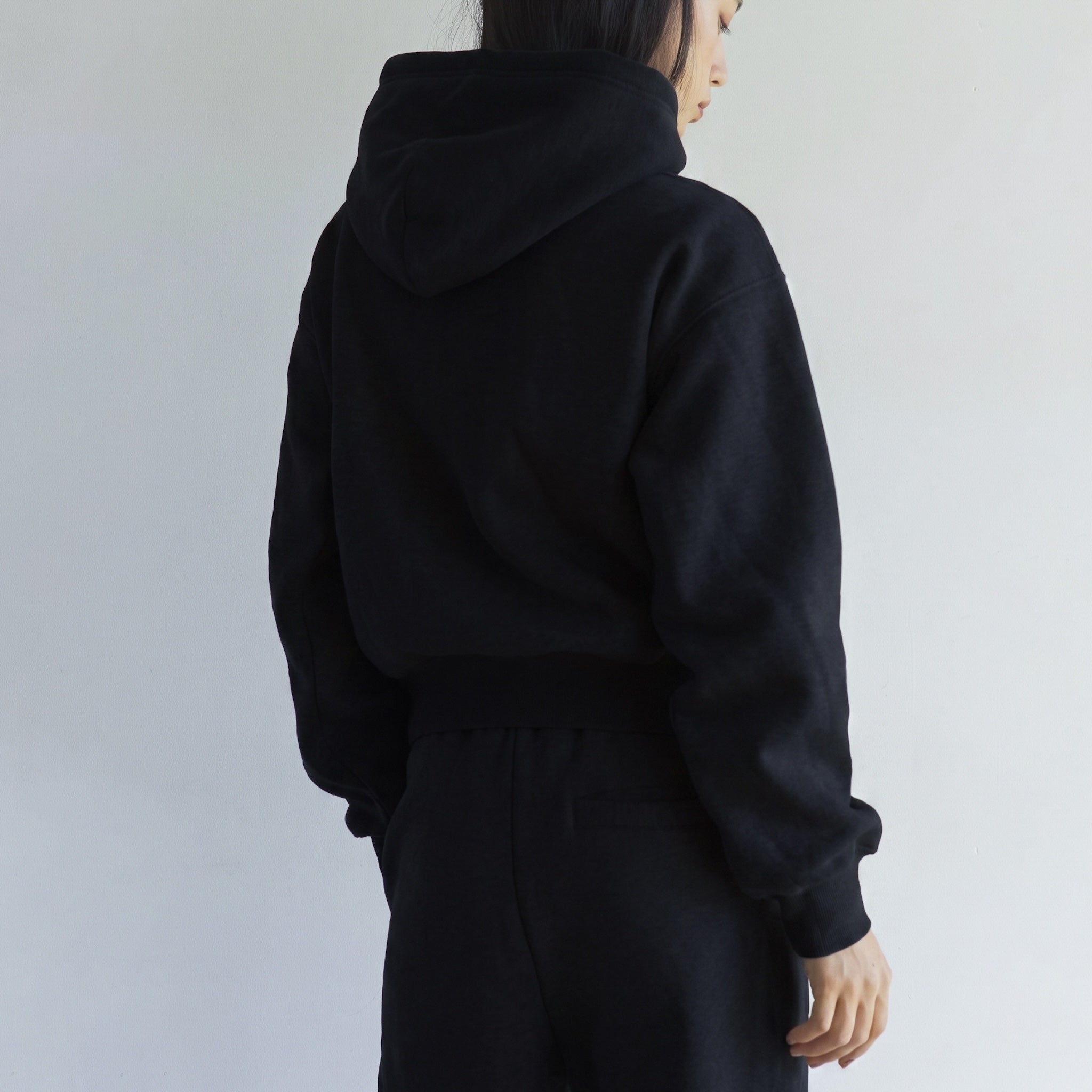 Volume Sweat Short Hoodie Pullover