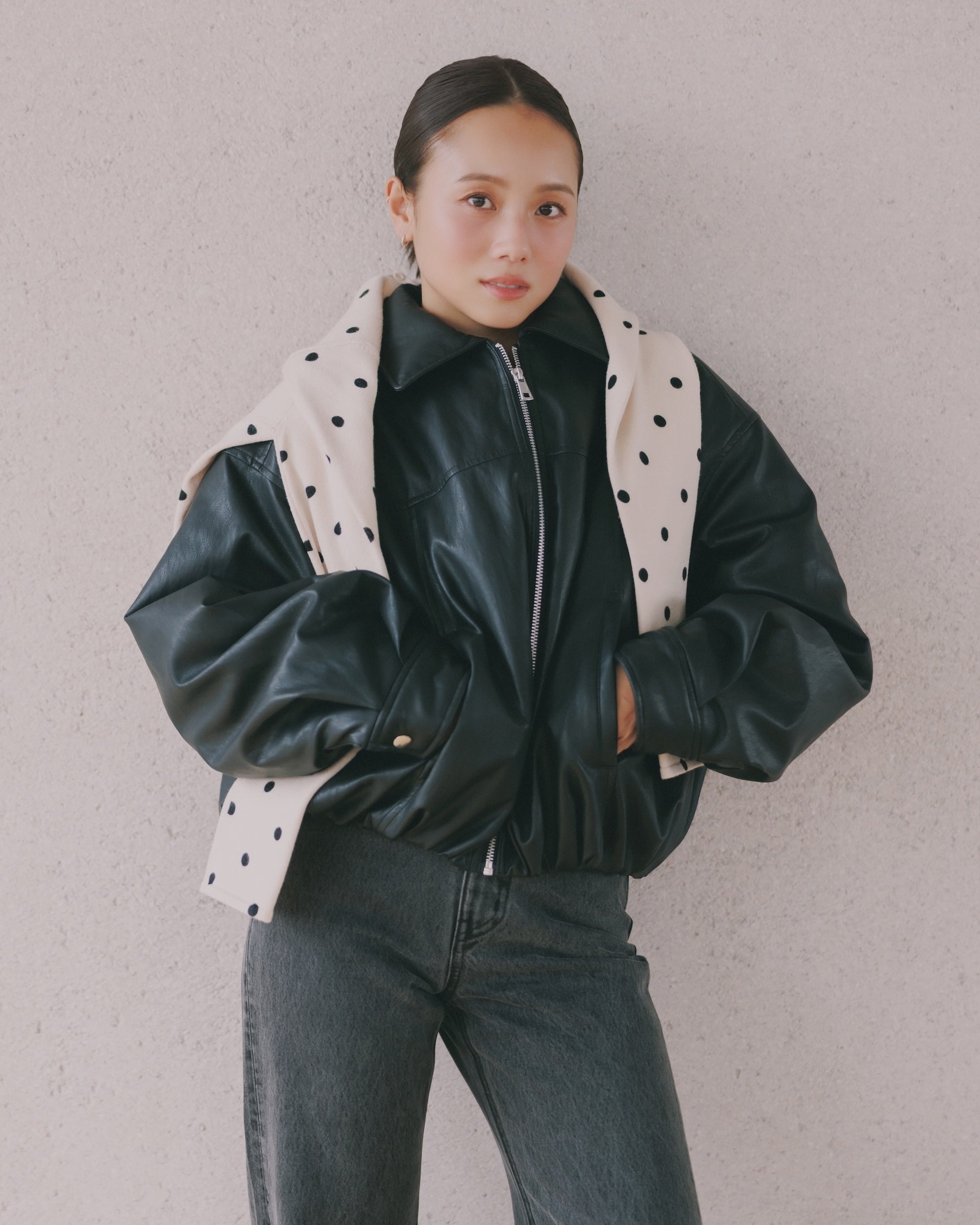 ブラックレザー ボンバージャケット collab ECOレザーボンバージャケット