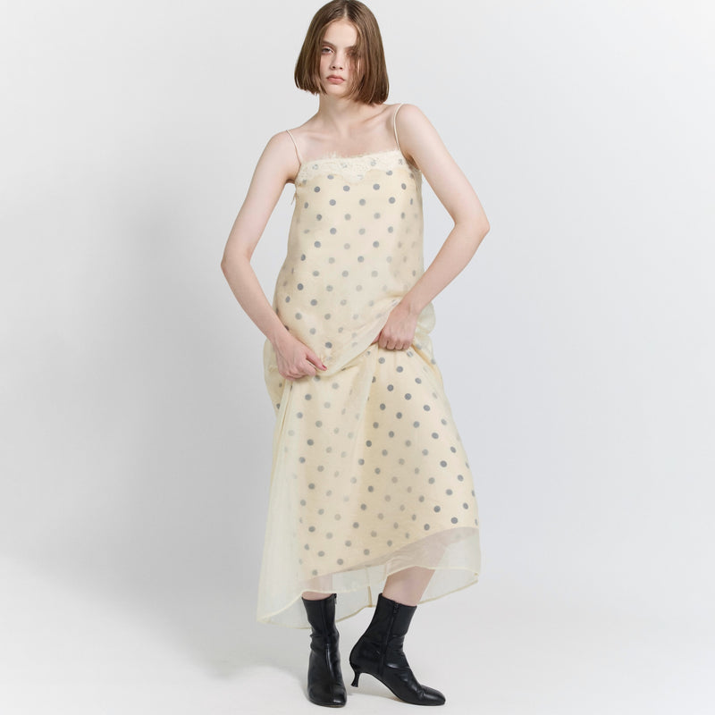 パッドinオーガンジーLayeredドレス