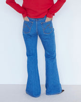 collab Basic Flare SRN06