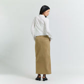 Front Slitパネルアイラインスカート