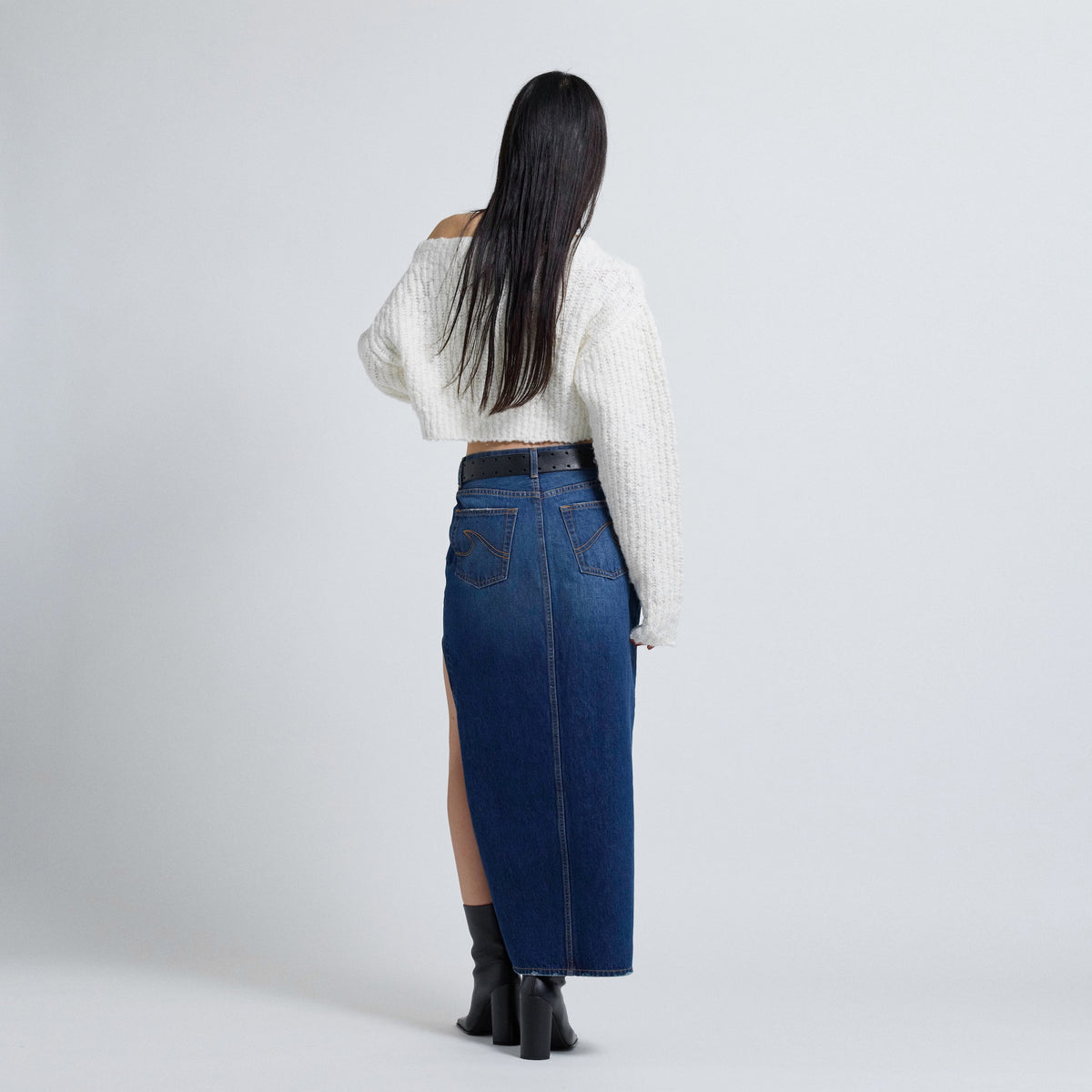 Curve-cut Denim Long Skirt