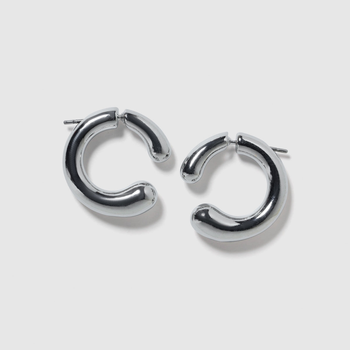 Curly Hoop Pierce