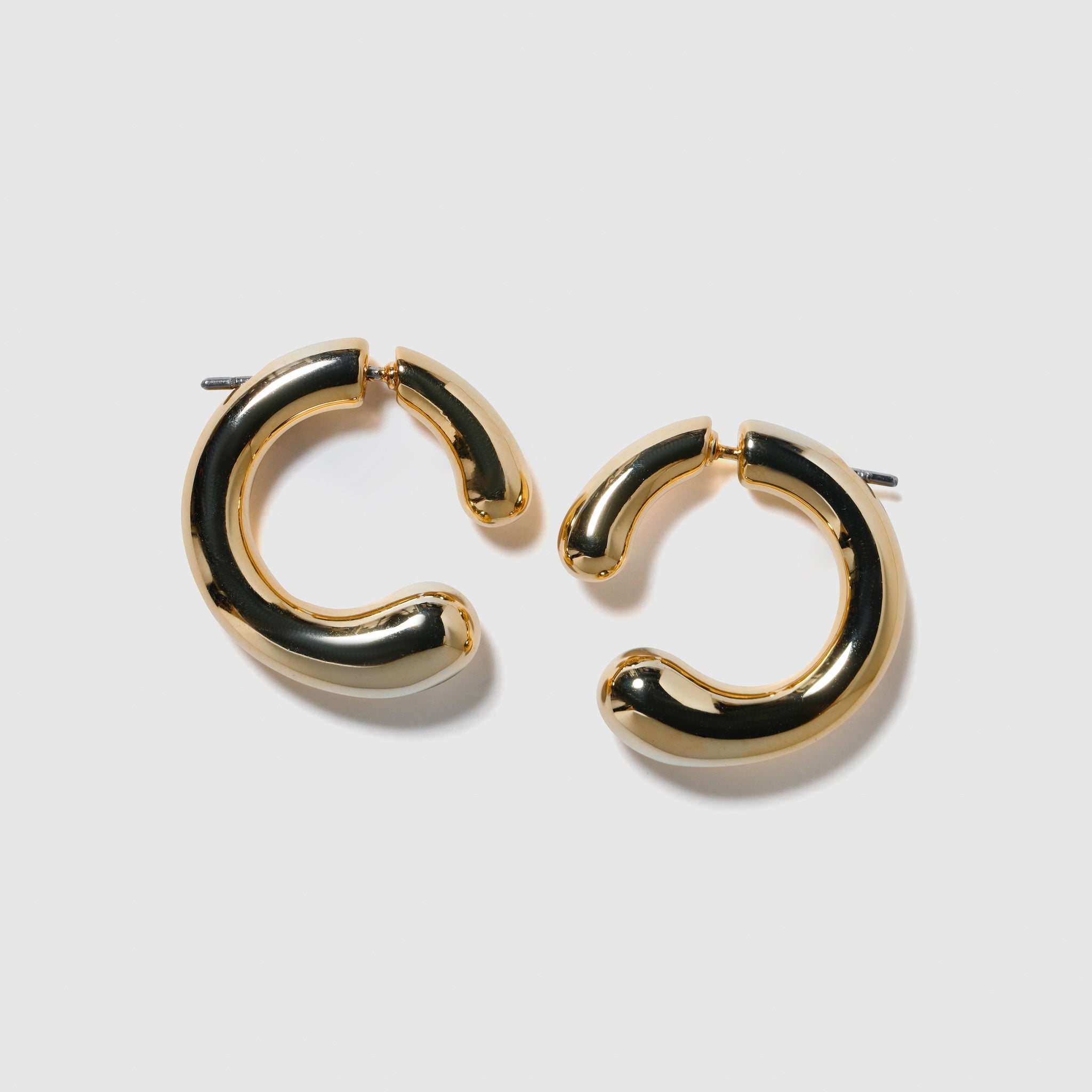 Curly Hoop Pierce