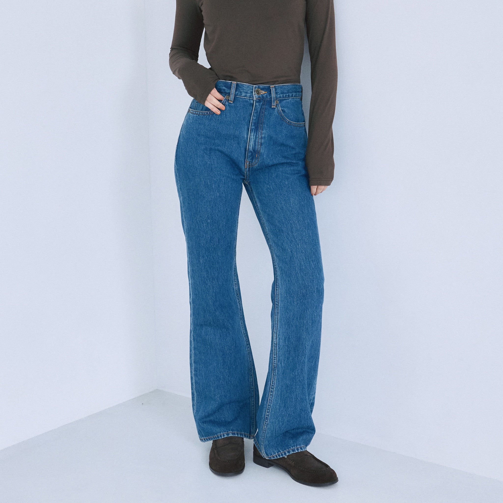 Slim leg soft flare SRN06